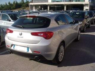 Alfa romeo giulietta 2.0 jtdm 2 170cv a Campobasso    Annunci