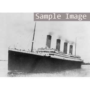  1912 The Titanic sailing in ocean