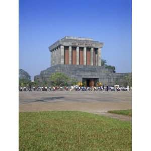 Ho Chi Minhs Mausoleum, Hanoi, Vietnam, Indochina, Southeast Asia 