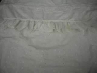 JOLO~CREAMY WHITE~SHABBY EYELET~XTRA FULL RUFFLE~SHOWERCURTAIN  