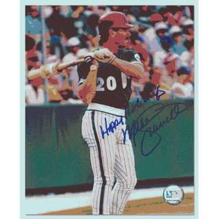  Signed Mike Schmidt Picture   with Happy Holidays 