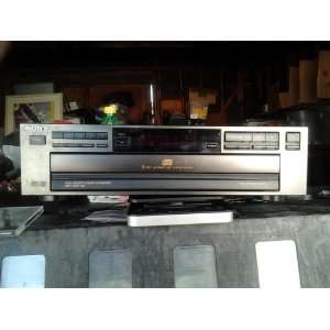  Sony CDP C321 CD Player 5 Disc Player 